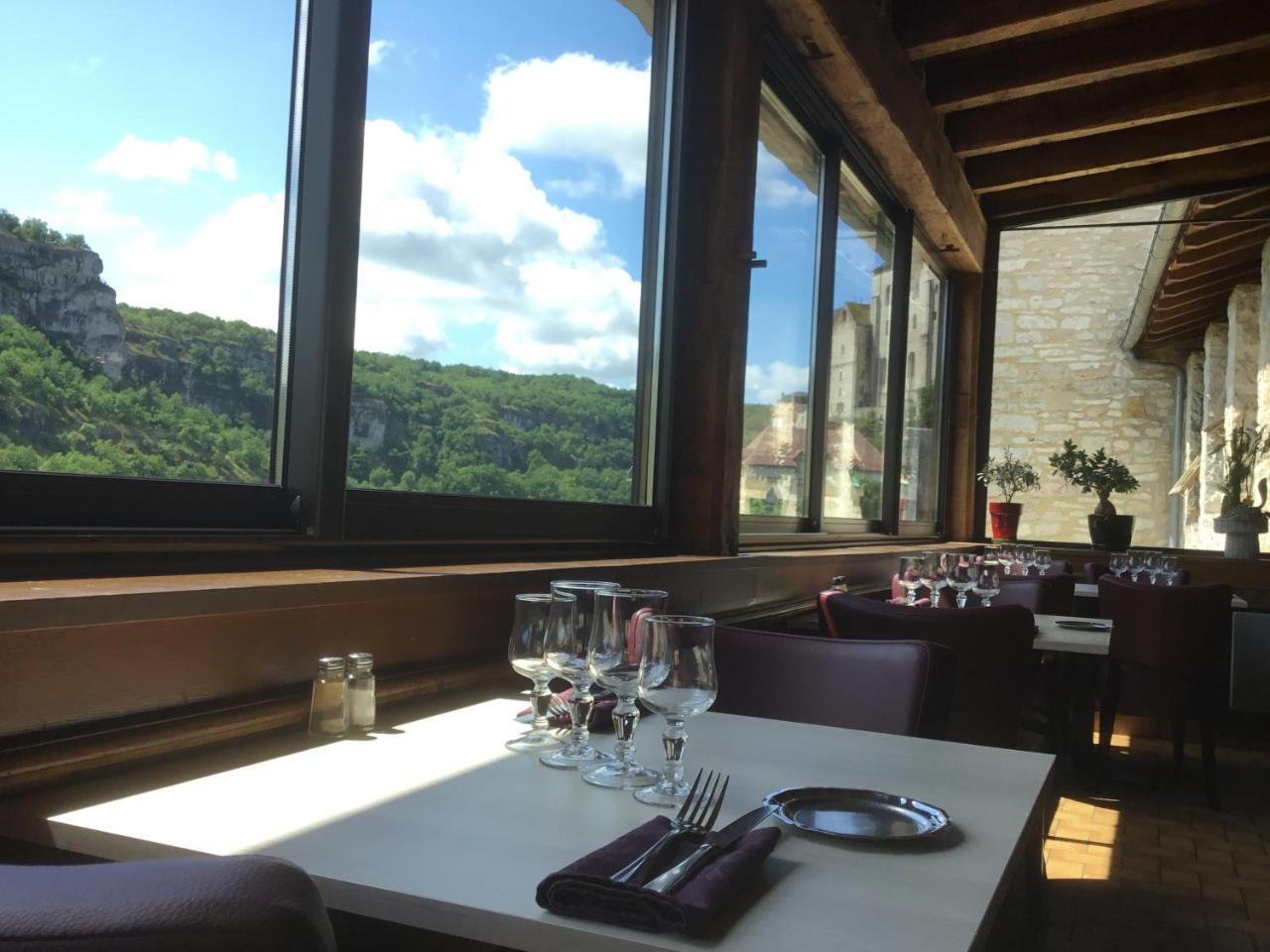 Hotel Du Lion D'Or Rocamadour Bagian luar foto